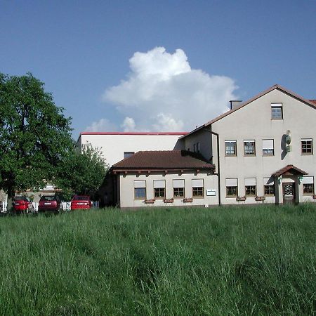 Gaestehaus Stephanie Ilbesheim Екстер'єр фото